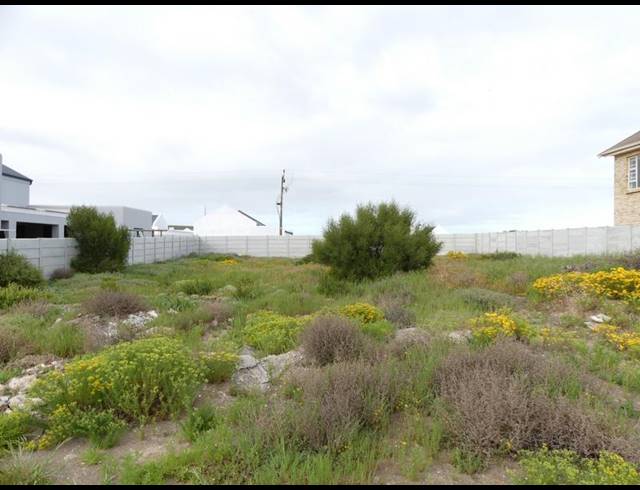 LAND FOR SALE IN BRITANNIA BAY